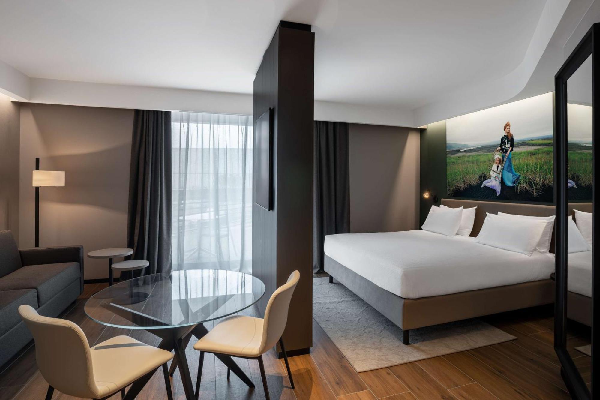 Radisson Blu Hotel, Bergamo Choruslife Екстер'єр фото