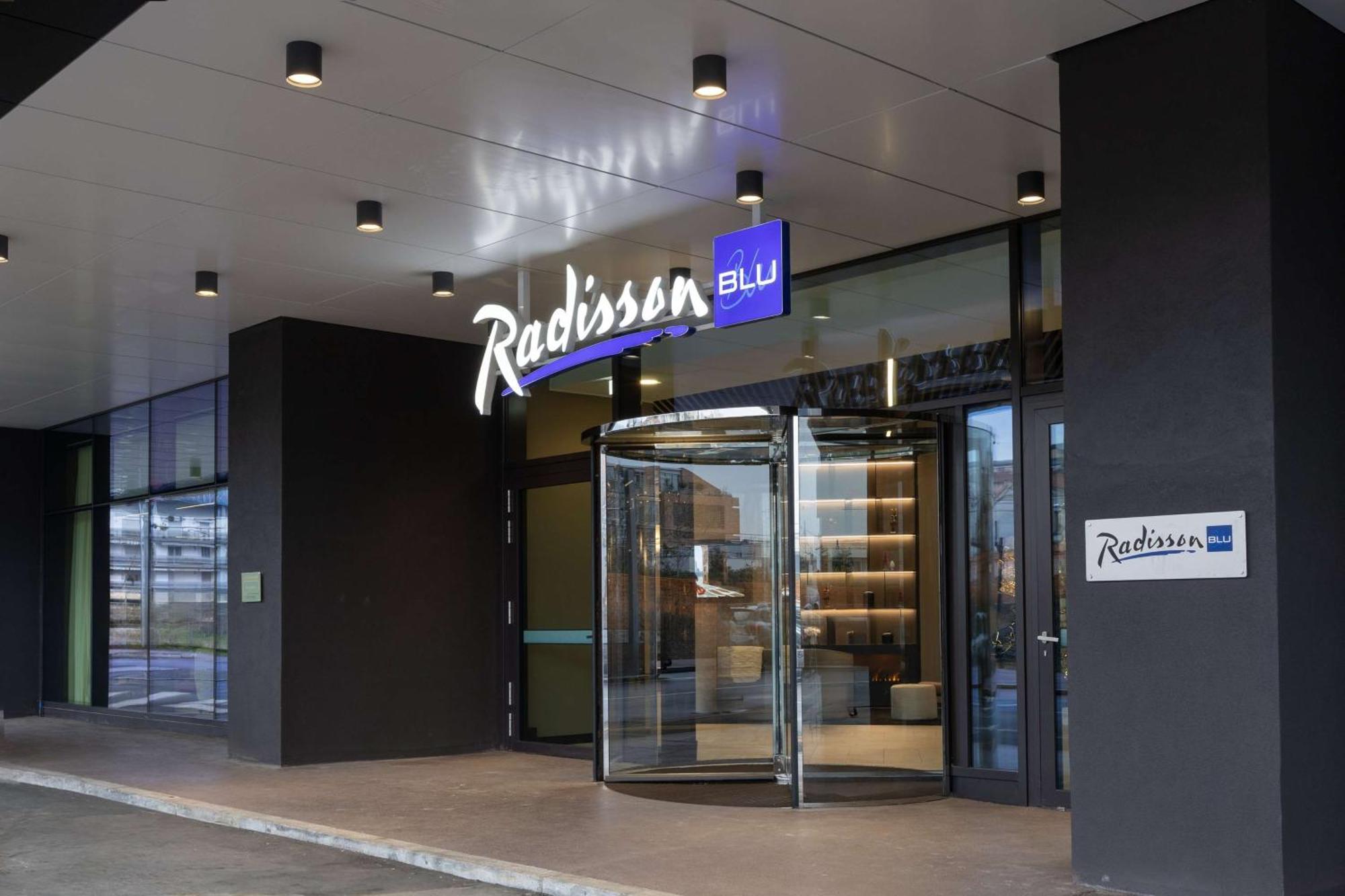 Radisson Blu Hotel, Bergamo Choruslife Екстер'єр фото