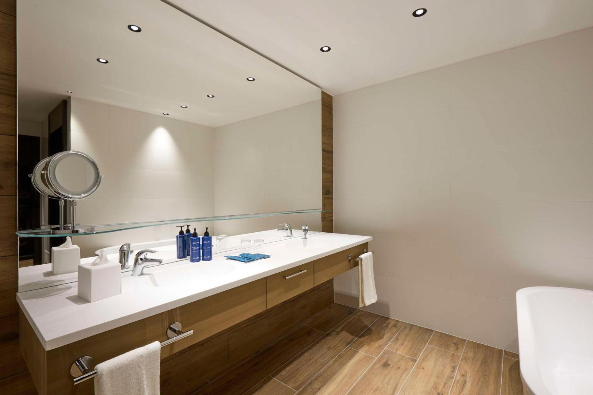 Radisson Blu Hotel, Bergamo Choruslife Екстер'єр фото