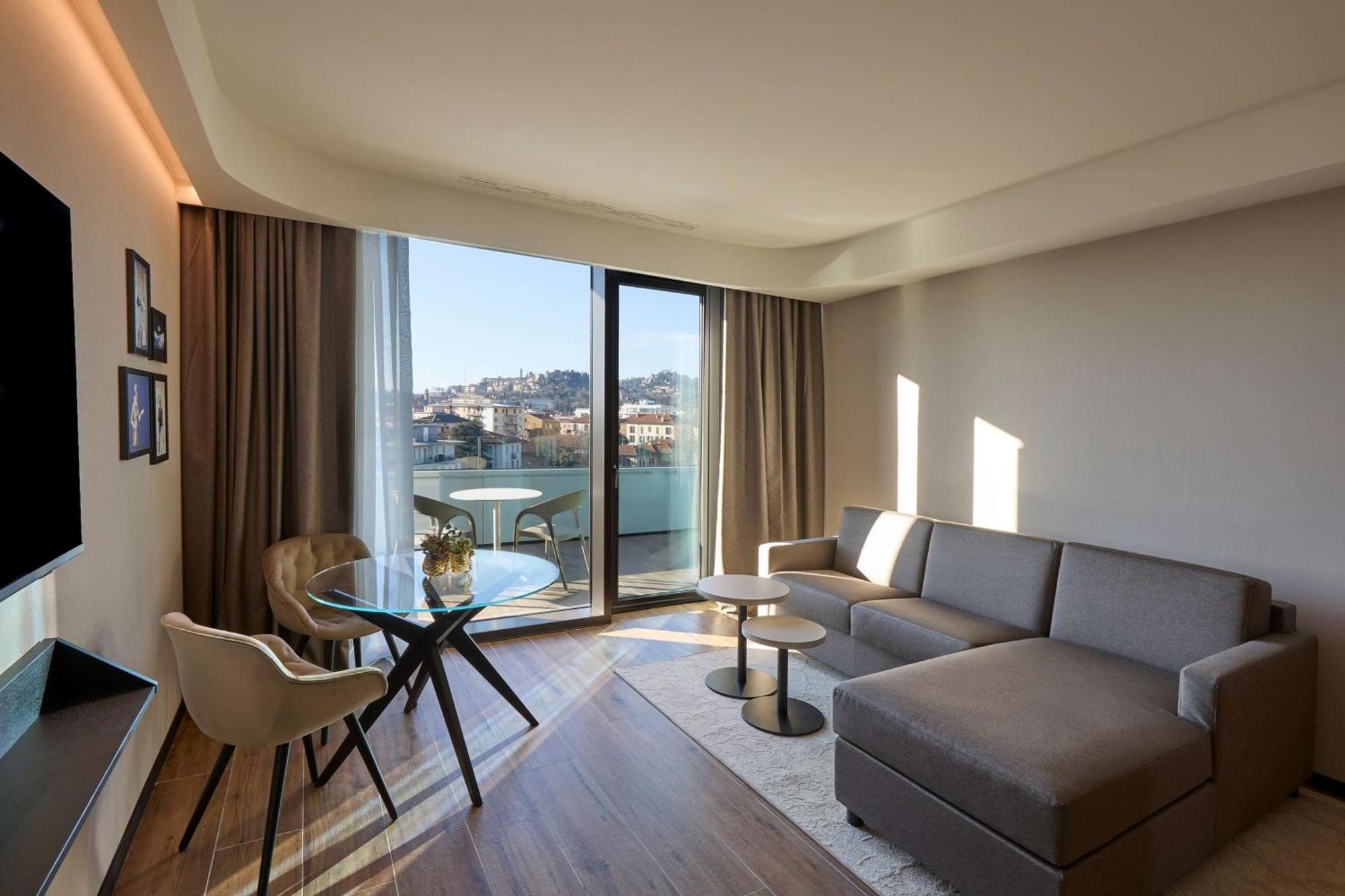 Radisson Blu Hotel, Bergamo Choruslife Екстер'єр фото