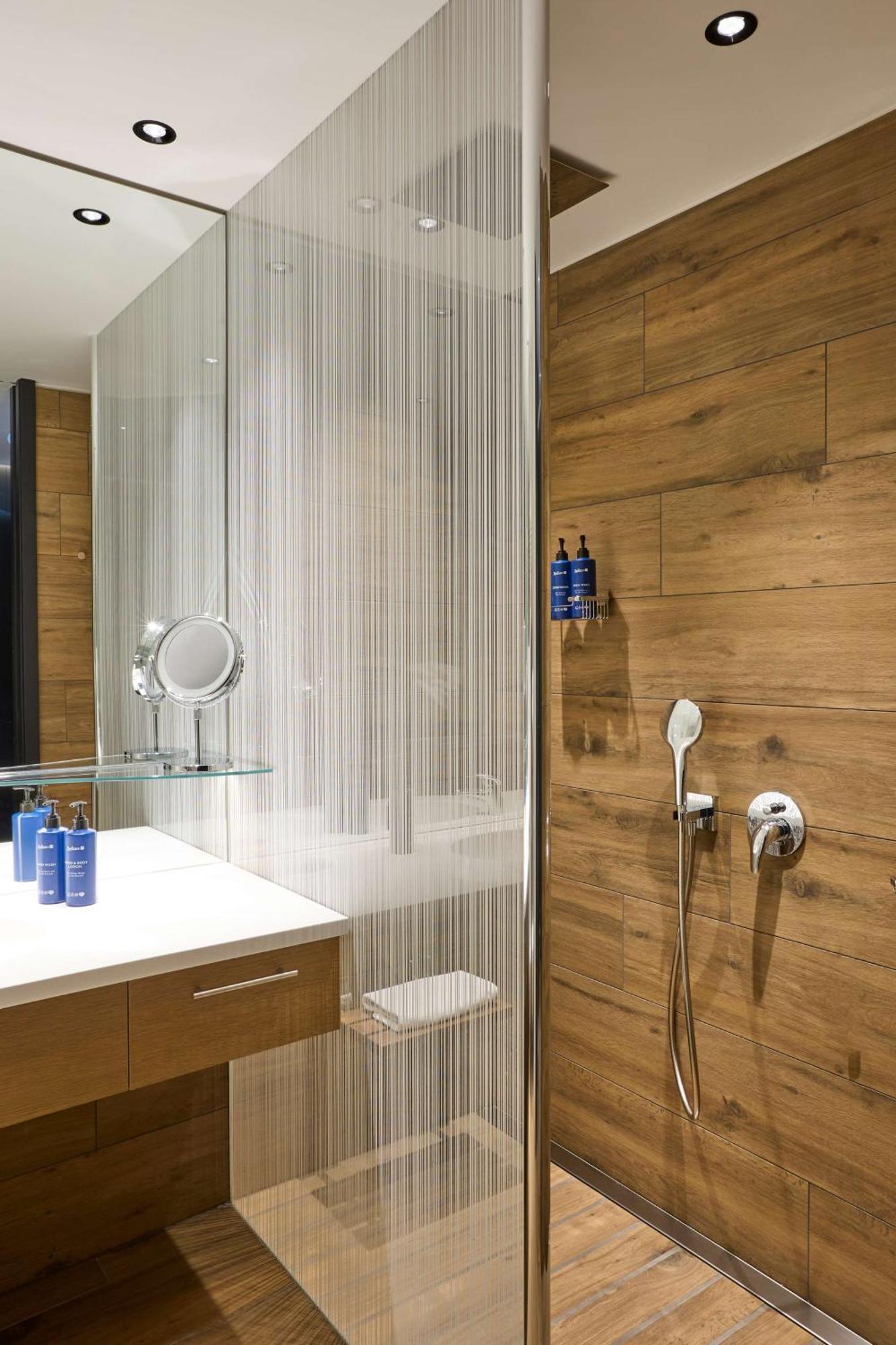 Radisson Blu Hotel, Bergamo Choruslife Екстер'єр фото