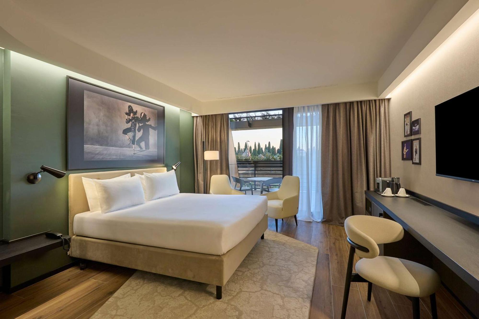 Radisson Blu Hotel, Bergamo Choruslife Екстер'єр фото
